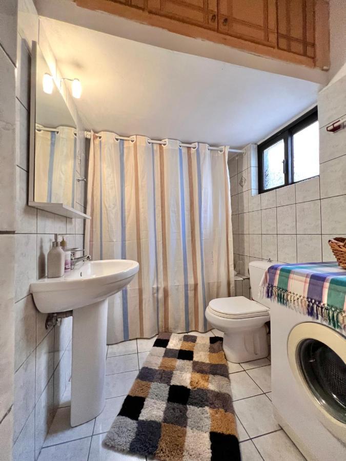 Village Apartment Маратиас Экстерьер фото